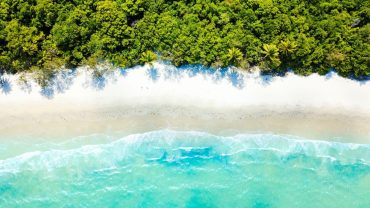 13 Beaches in Queensland You Have To Visit