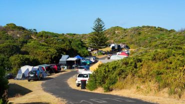 How We Decide Between Free Camps & Caravan Parks
