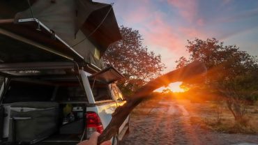 Travelling Australia With Rooftop Tent: Aussie Travel Stories