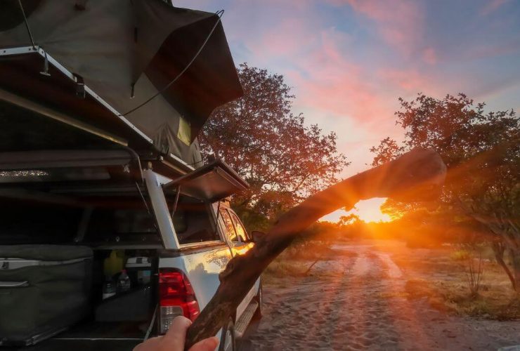 Travelling Australia With Rooftop Tent: Aussie Travel Stories