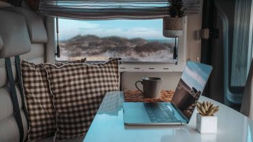 How To Balance Work & Travel (Without Burning Out)