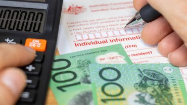 ABN, Tax & Super: What You Need To Know As A Travelling Worker