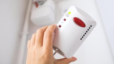Why You Should Get An LPG Leak Detector For Your Caravan